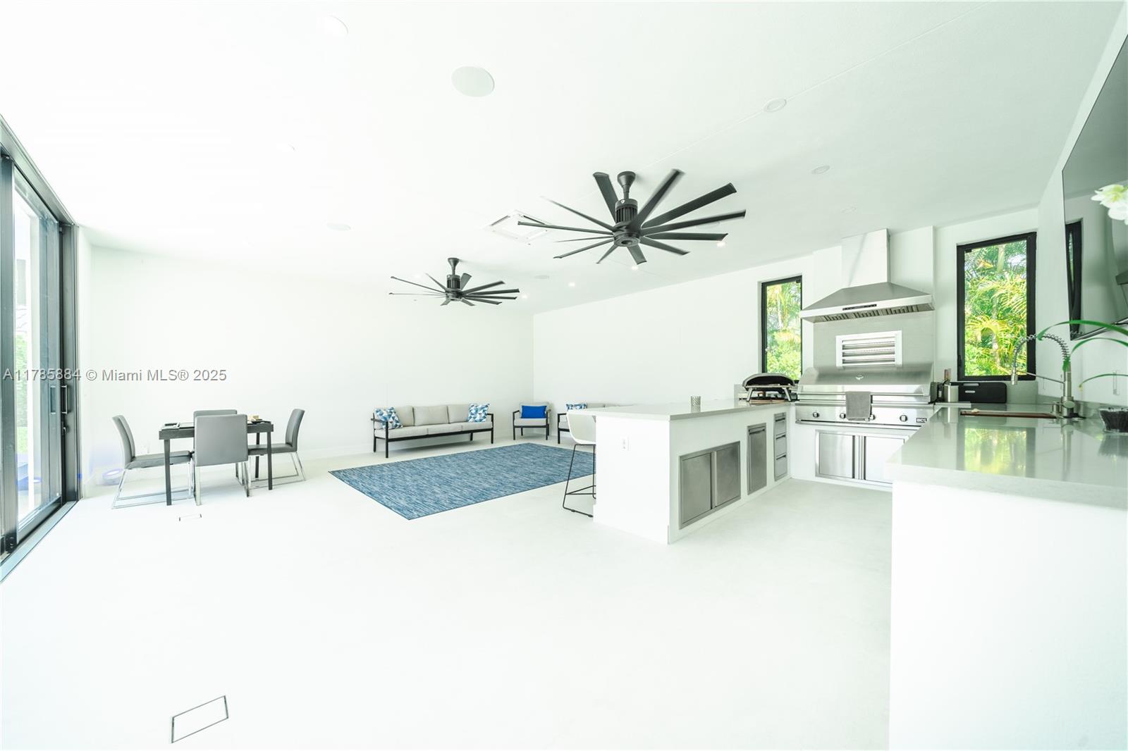 MITCHELL ESTATES - Residential