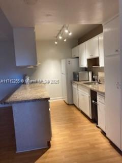 1100 NE 9th Ave 305