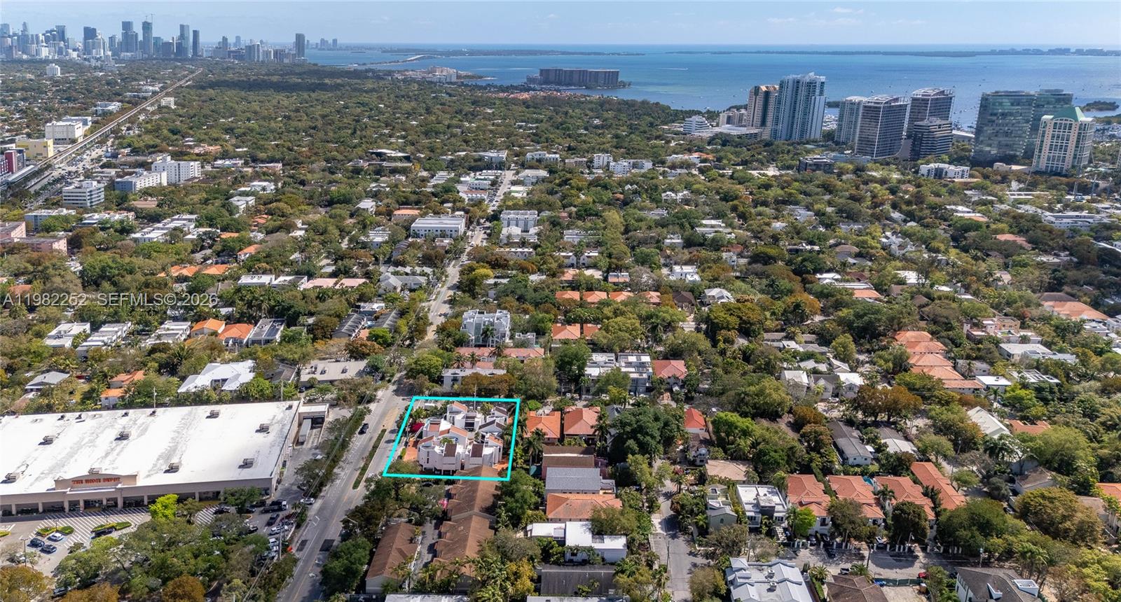 MISSION PLACE AT THE GROVE - Residential