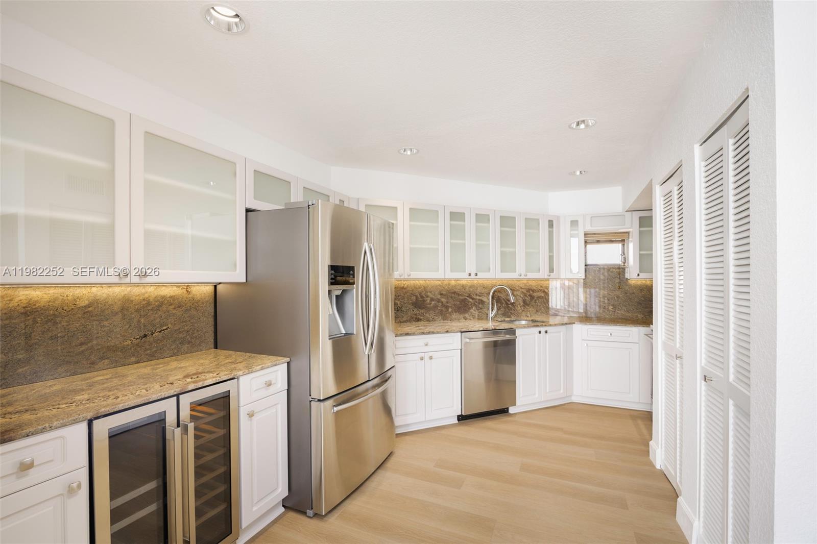 MISSION PLACE AT THE GROVE - Residential