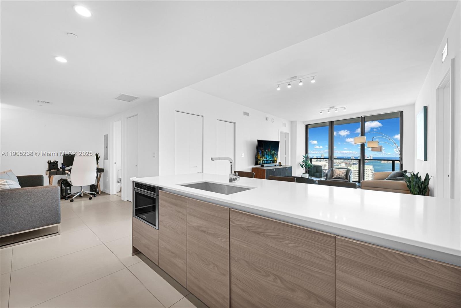 1300 S MIAMI AVENUE CONDO - Residential