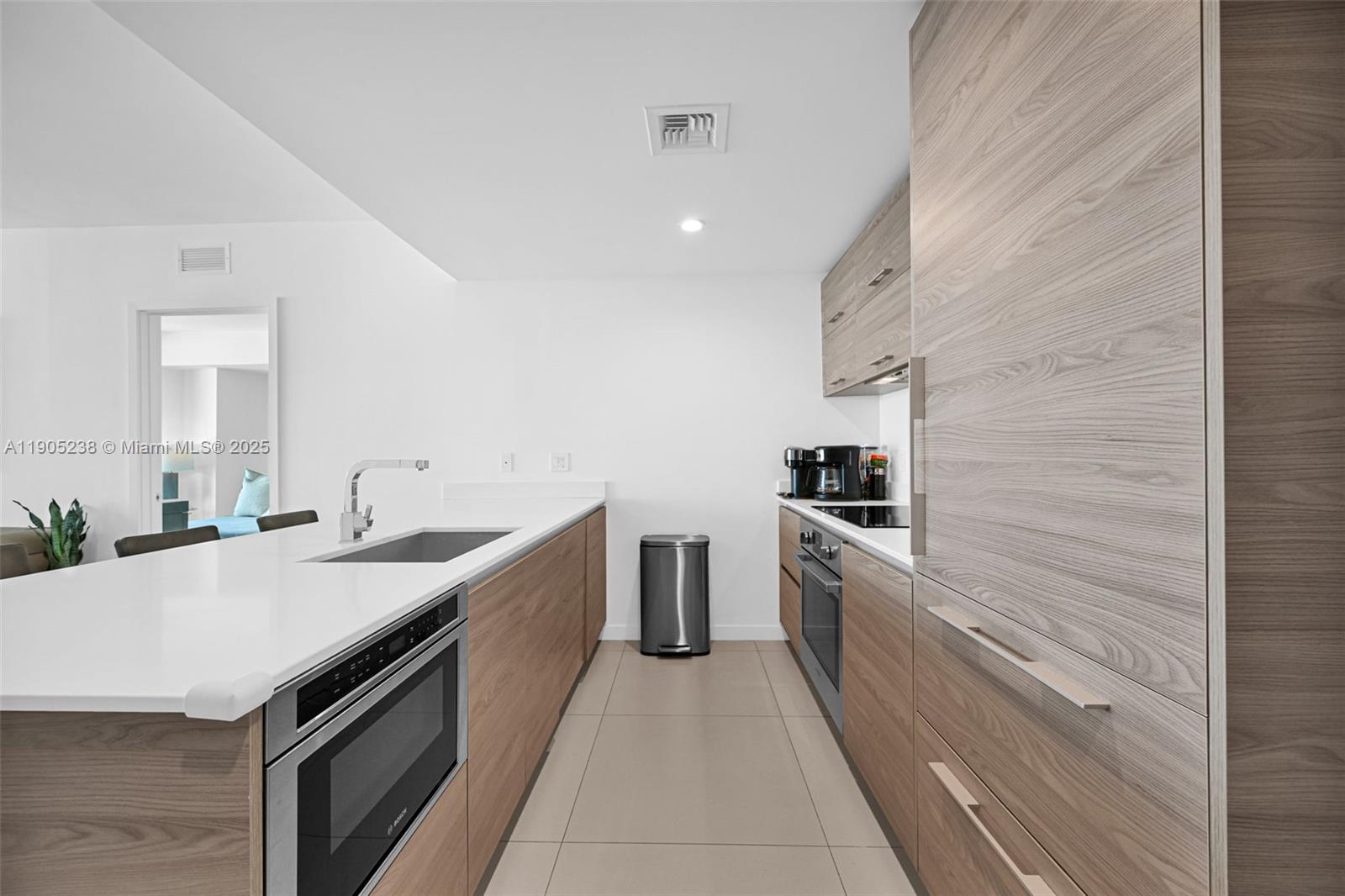 1300 S MIAMI AVENUE CONDO - Residential