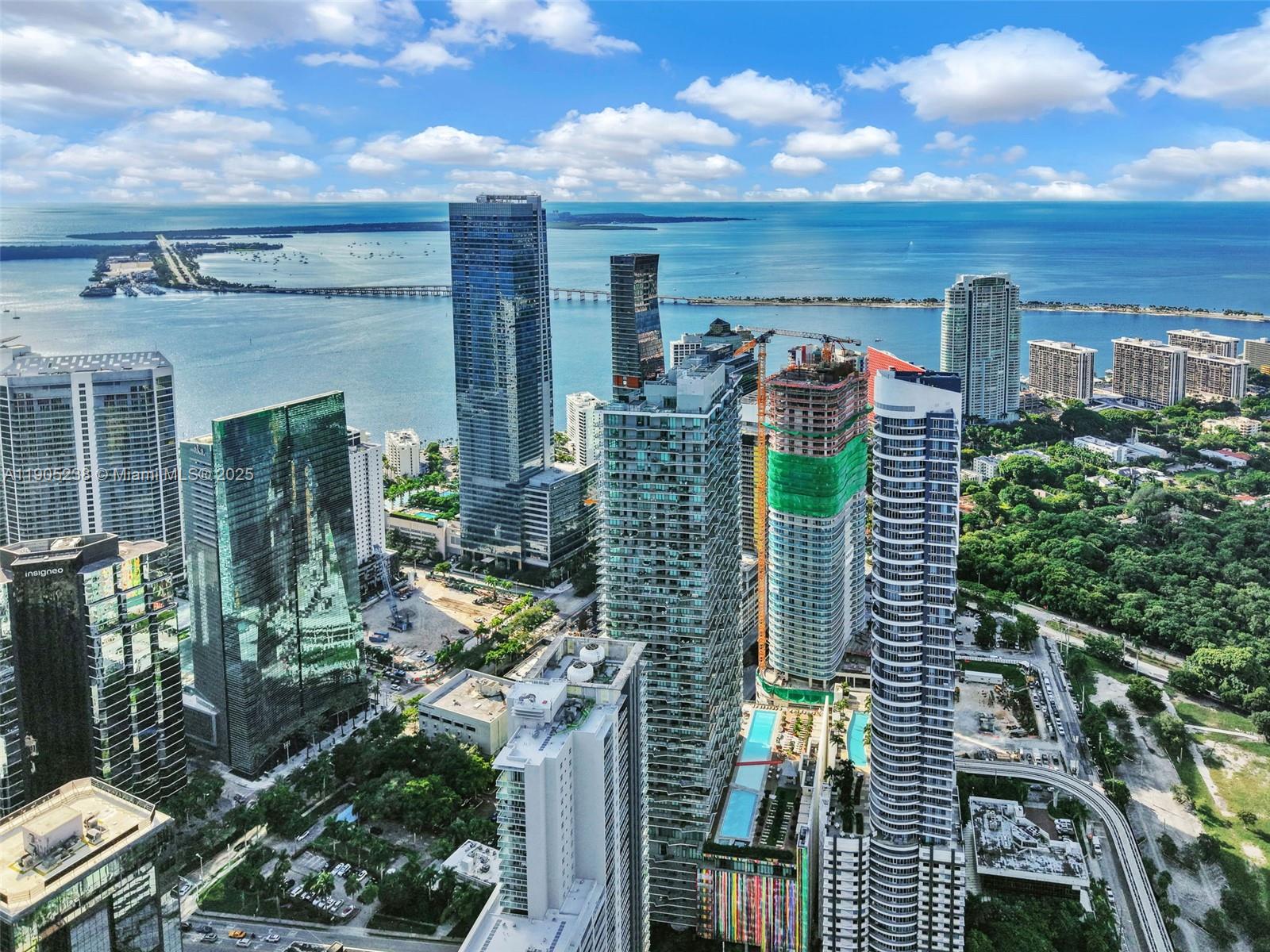 1300 S MIAMI AVENUE CONDO - Residential