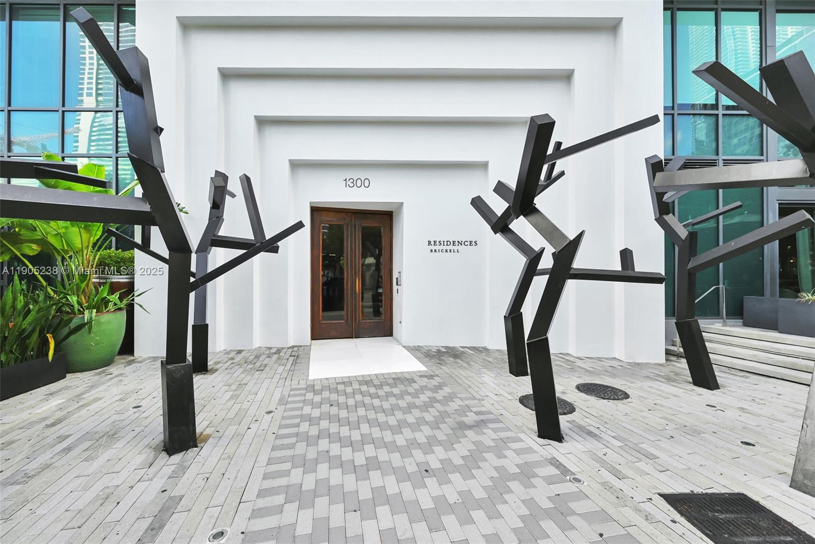 1300 S MIAMI AVENUE CONDO - Residential