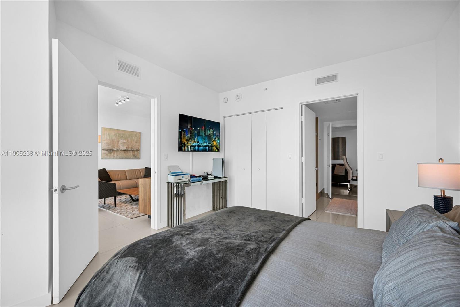 1300 S MIAMI AVENUE CONDO - Residential