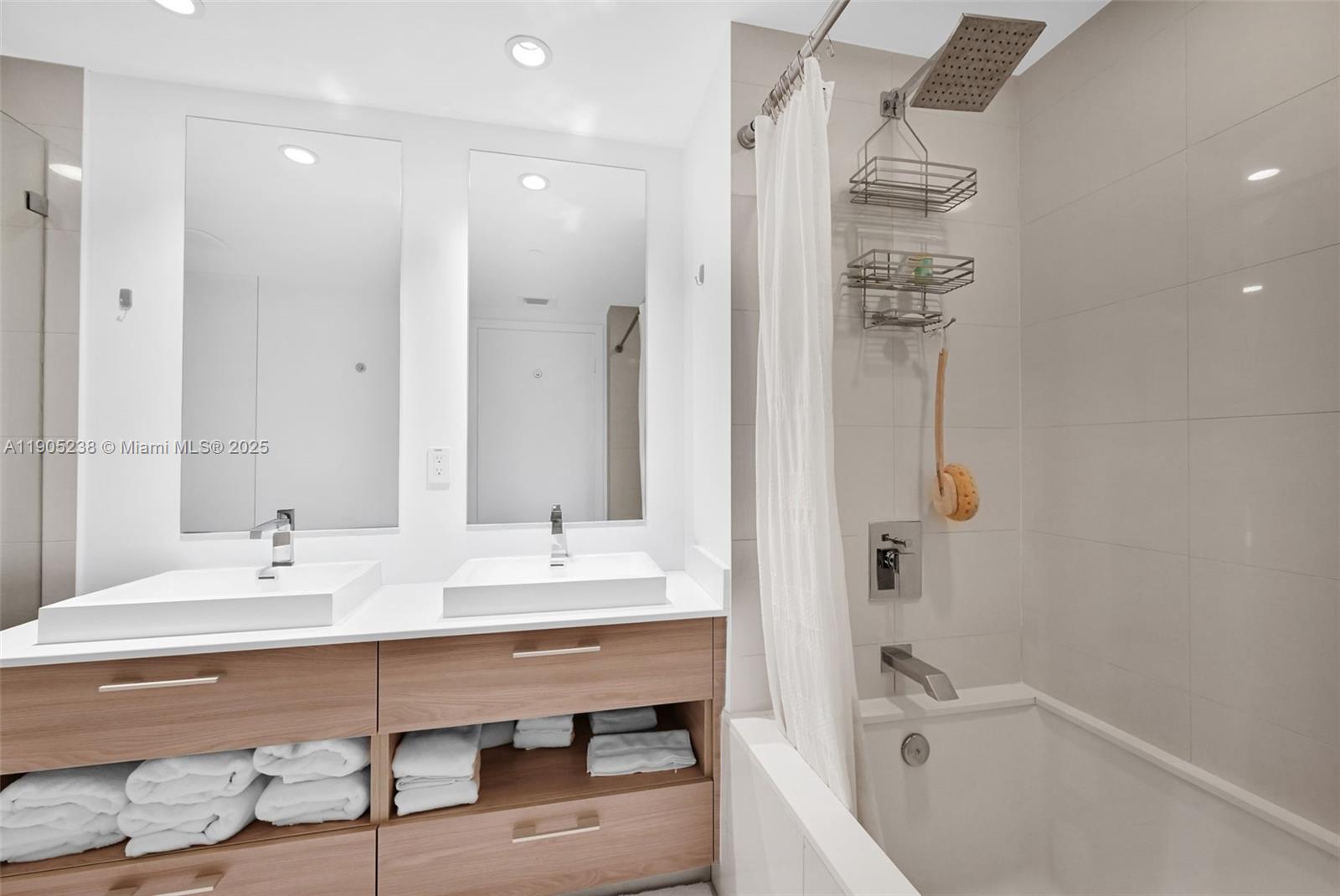 1300 S MIAMI AVENUE CONDO - Residential