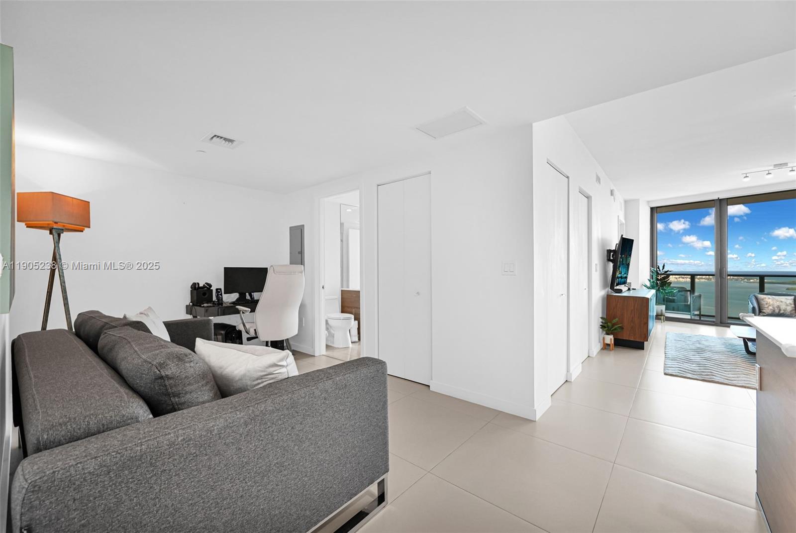 1300 S MIAMI AVENUE CONDO - Residential