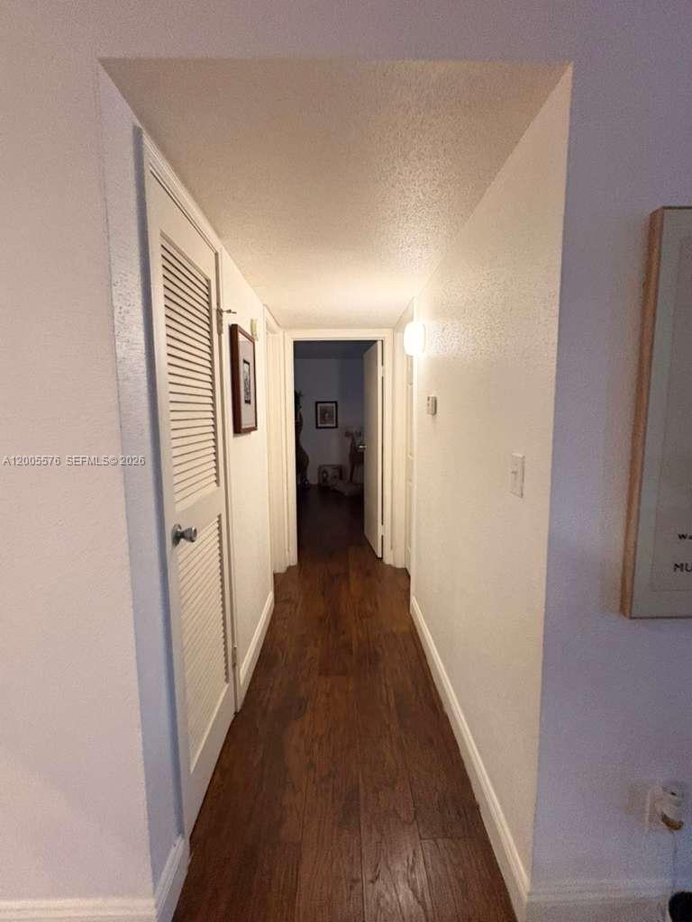 SAVANNAH AT RIVERSIDE CON - Residential