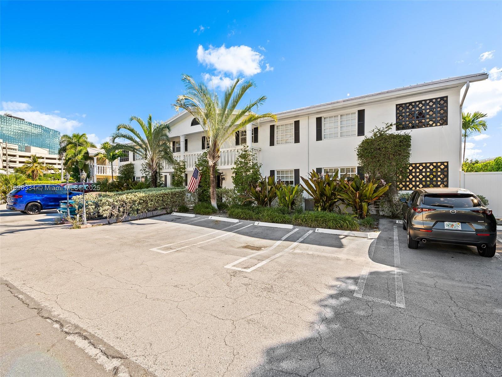 COLONIAL CONDOMINIUM - Residential