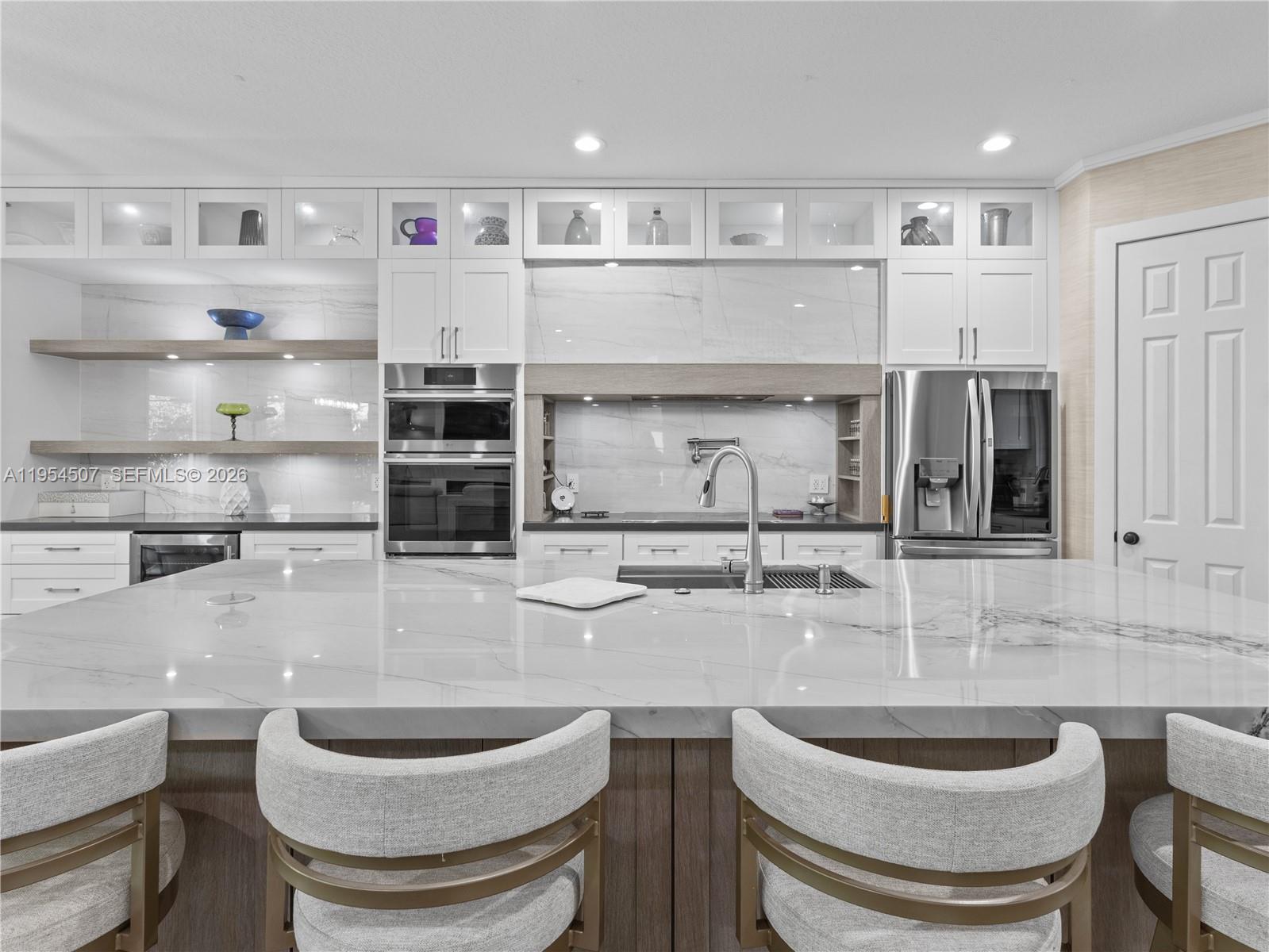 DORAL ISLES VENETIA - Residential