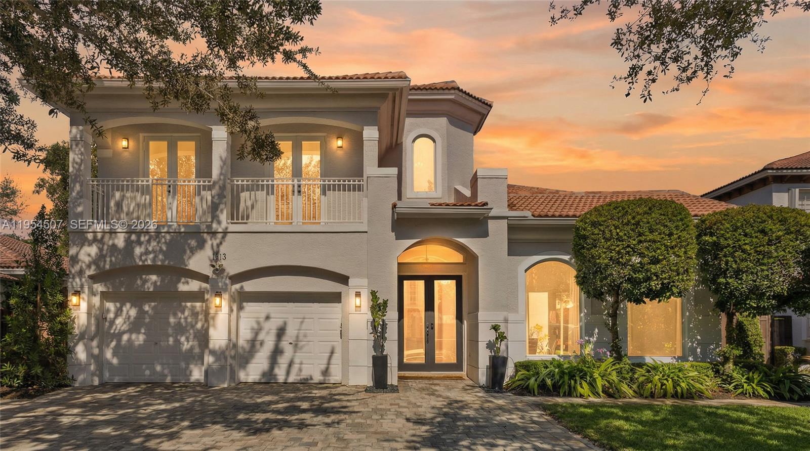 DORAL ISLES VENETIA - Residential