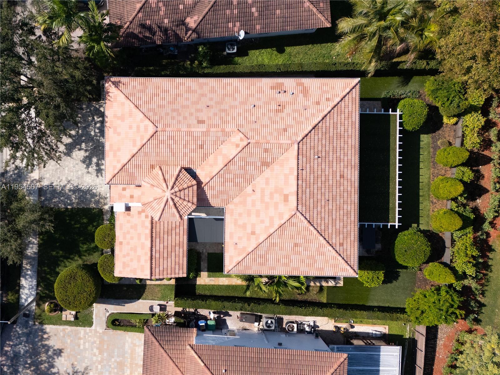 DORAL ISLES VENETIA - Residential