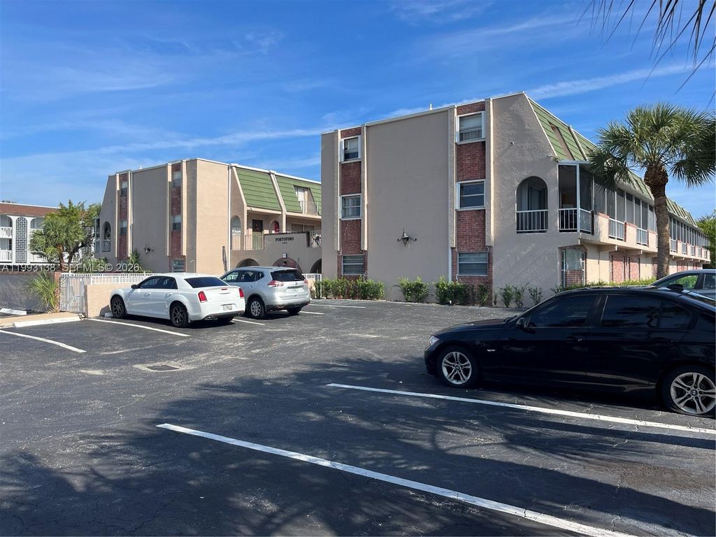 Photo of 1100 SE 4th Ave #16, Deerfield Beach, FL 33441 (MLS # A11993138)