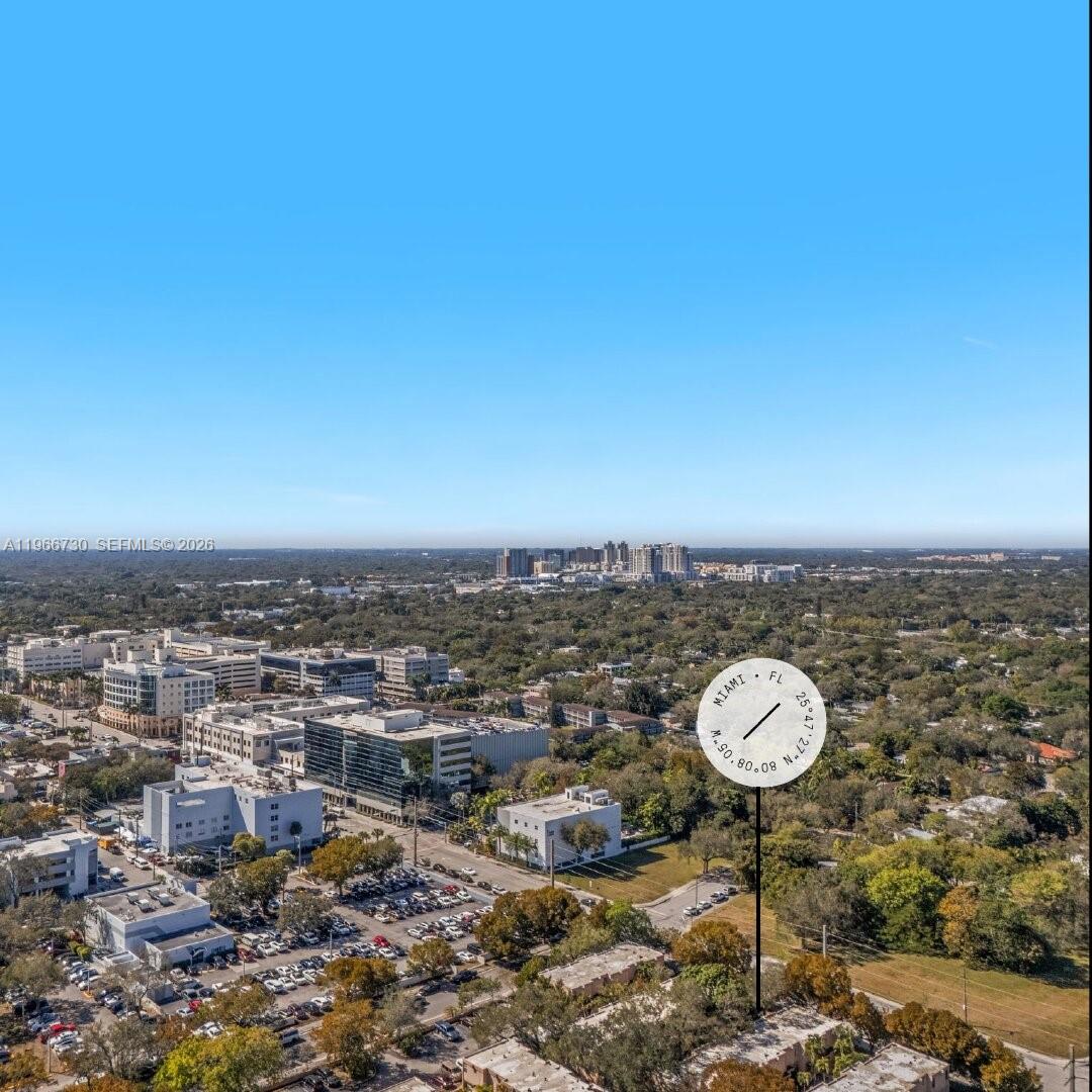 LEE PARK CONDO - Residential