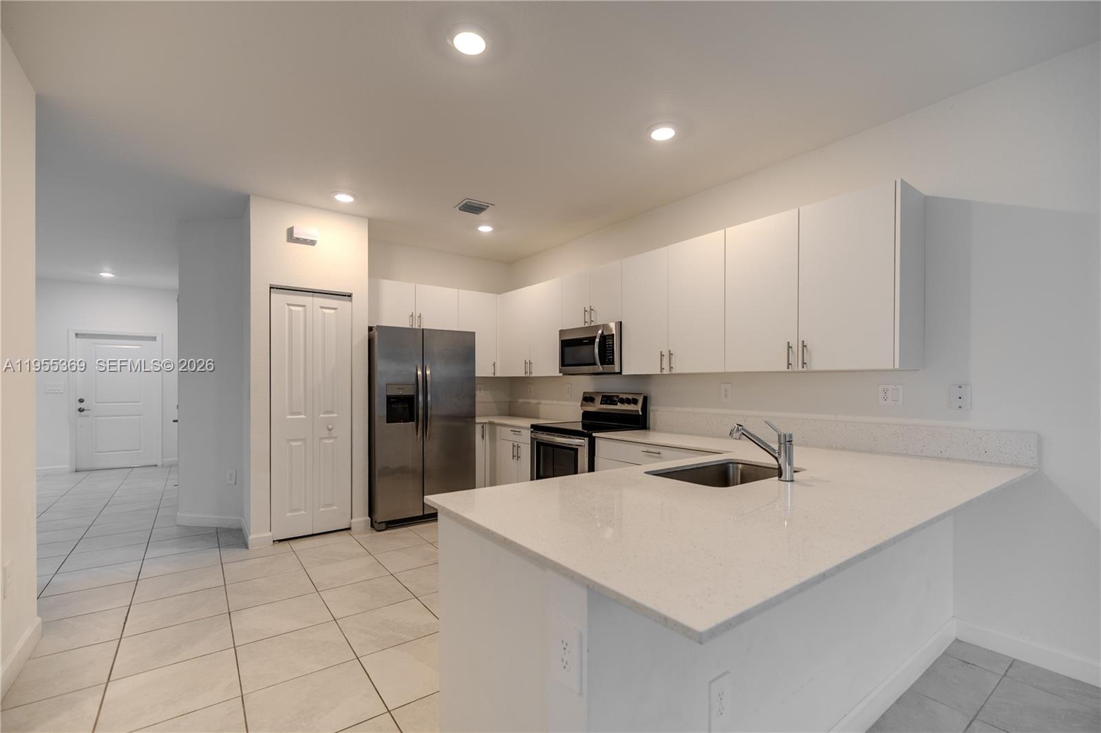 SILVER PALM RESIDENTIAL H - Residential