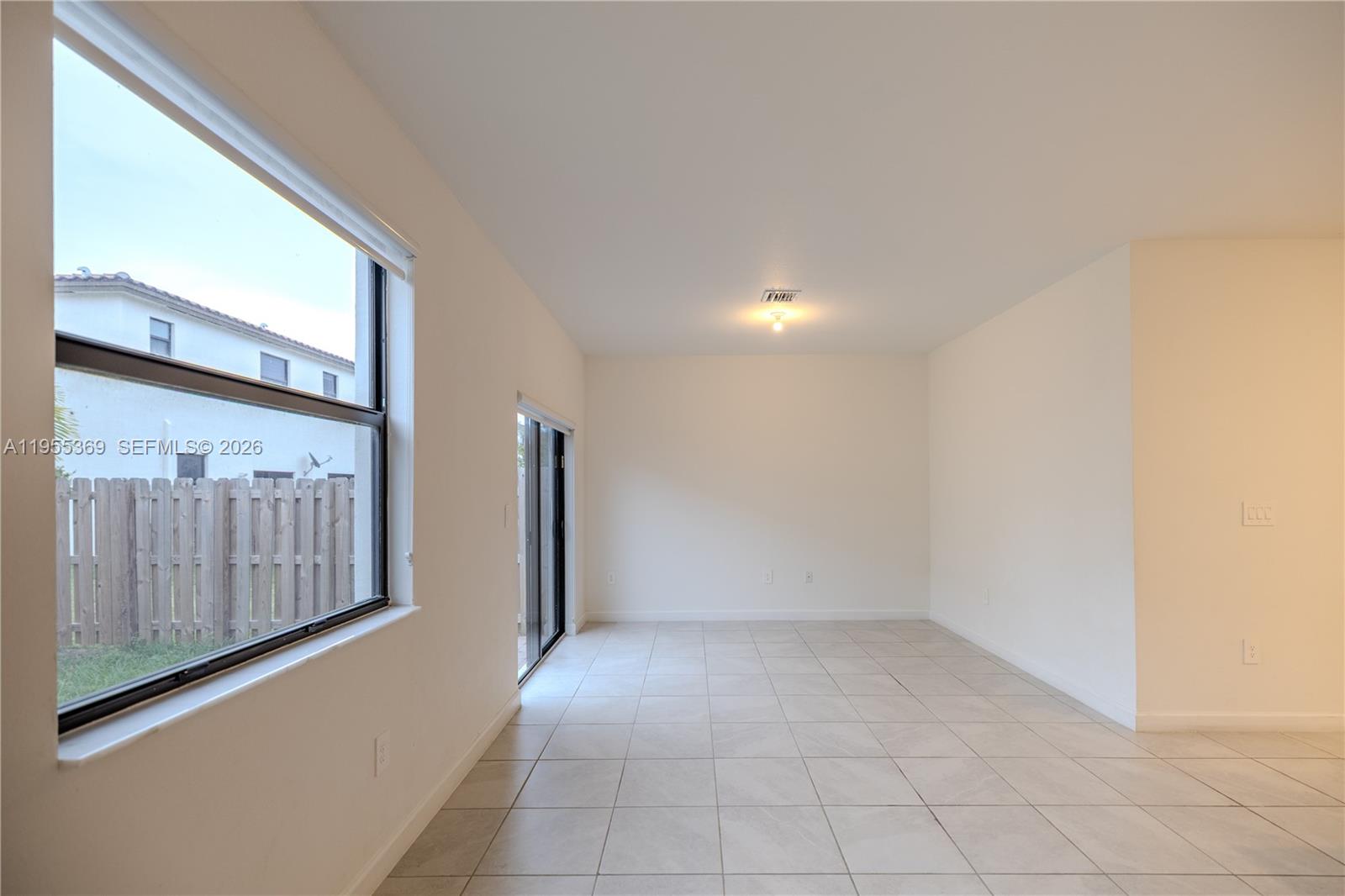 SILVER PALM RESIDENTIAL H - Residential