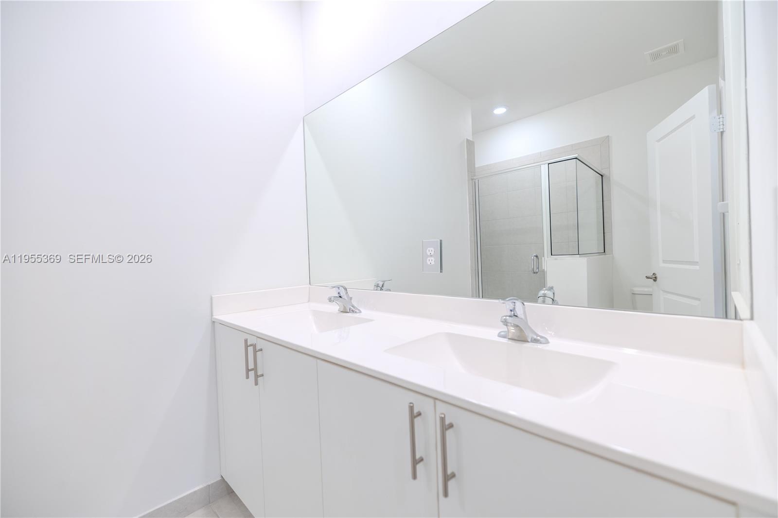 SILVER PALM RESIDENTIAL H - Residential