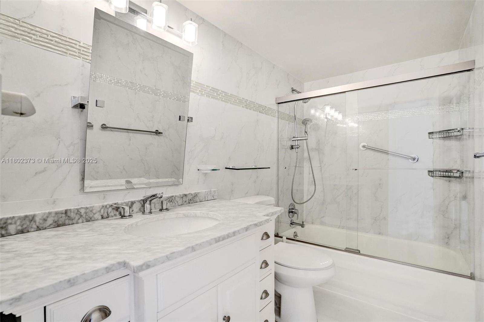 ASHLEIGH HOUSE CONDO - Residential Lease