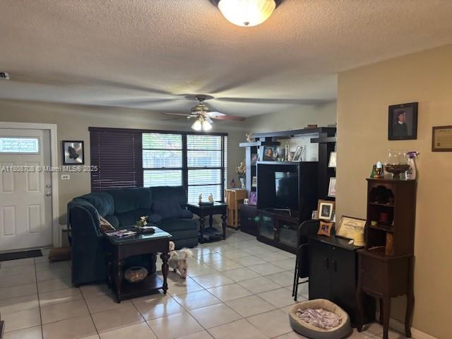 CORAL PARK ESTATES SEC 4 - Residential