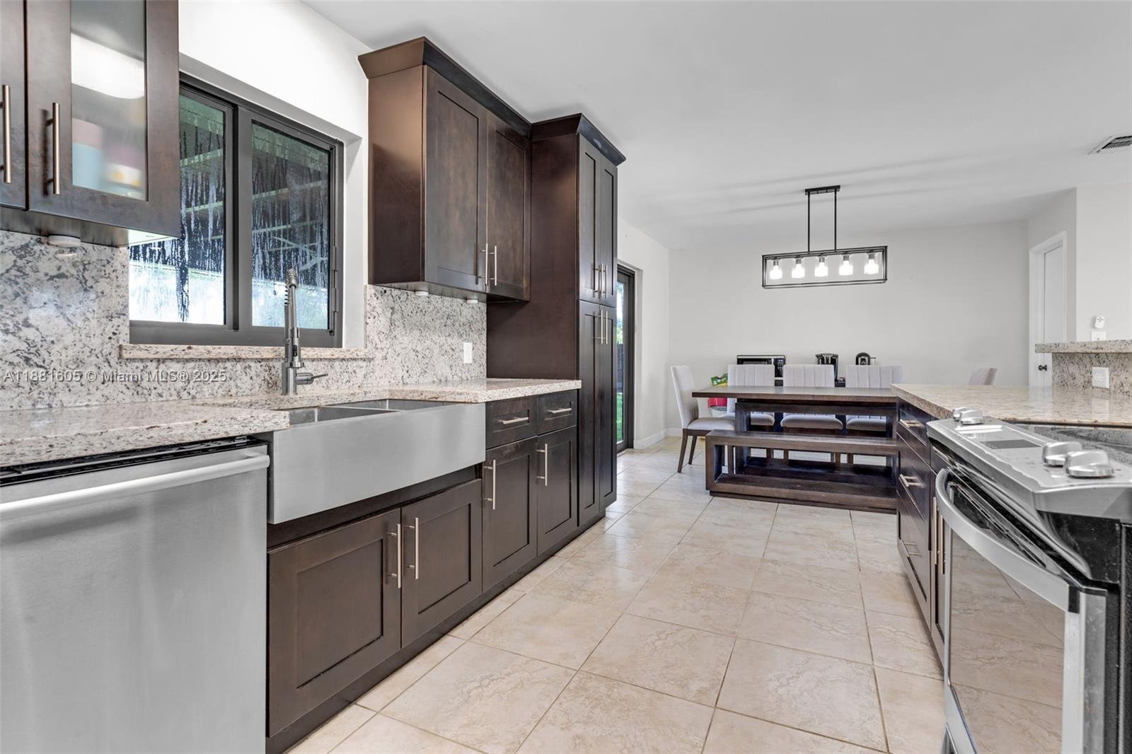 PINE MANOR PART TWO - Residential