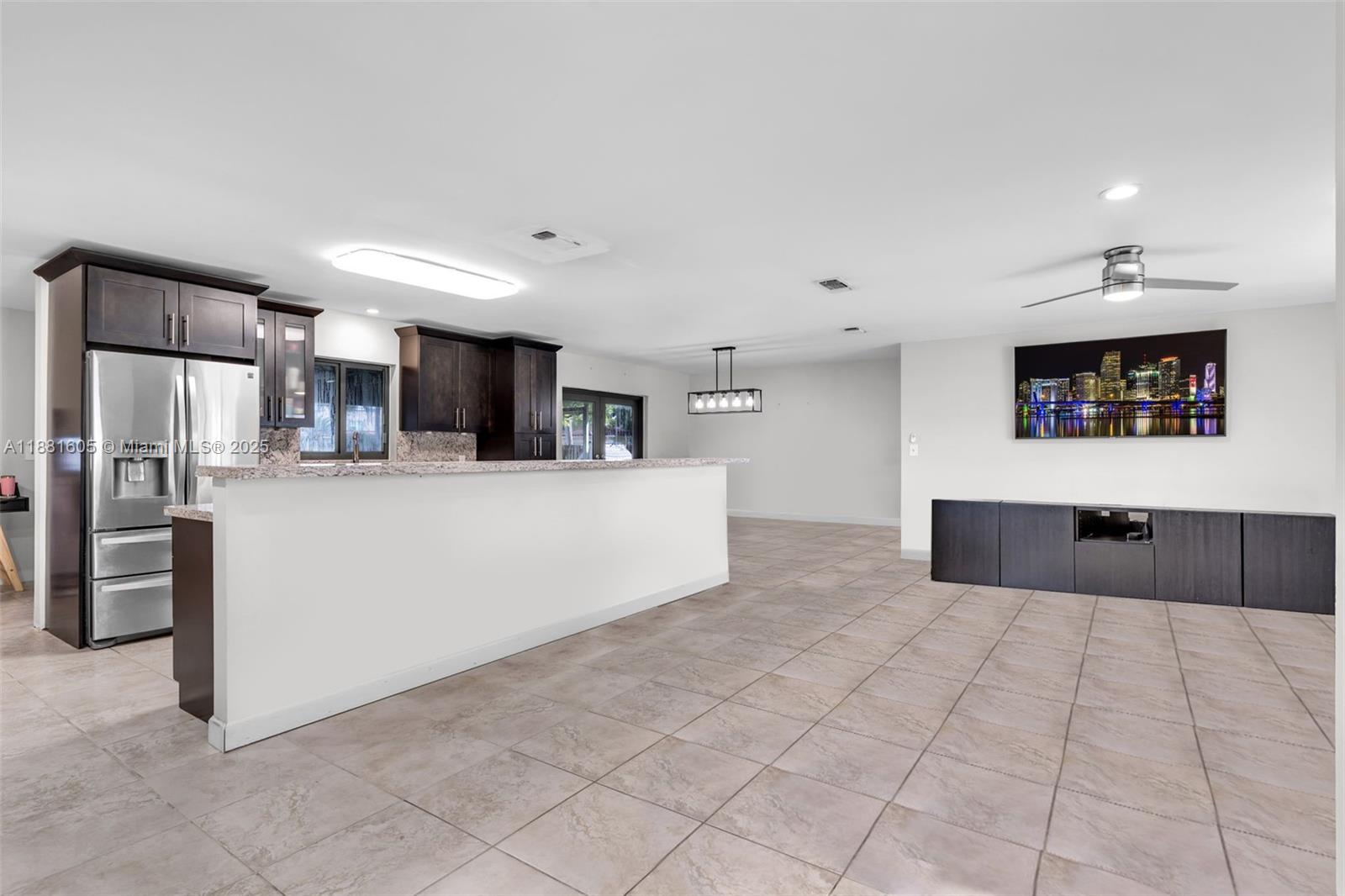 PINE MANOR PART TWO - Residential