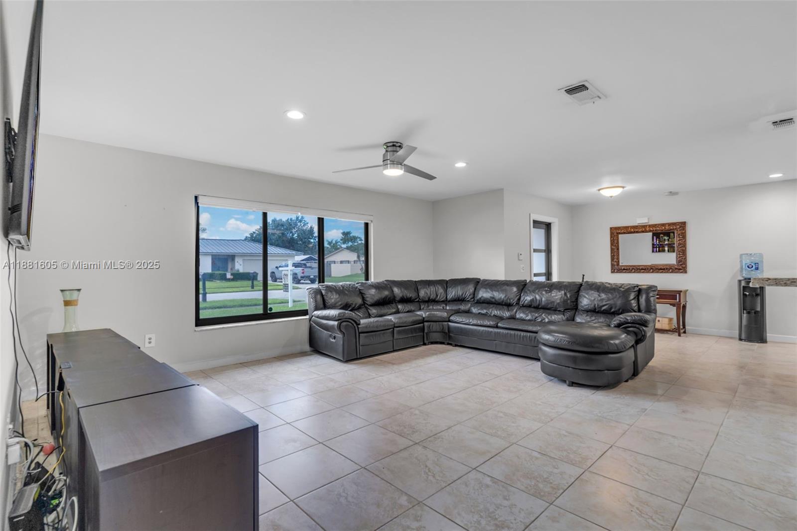 PINE MANOR PART TWO - Residential