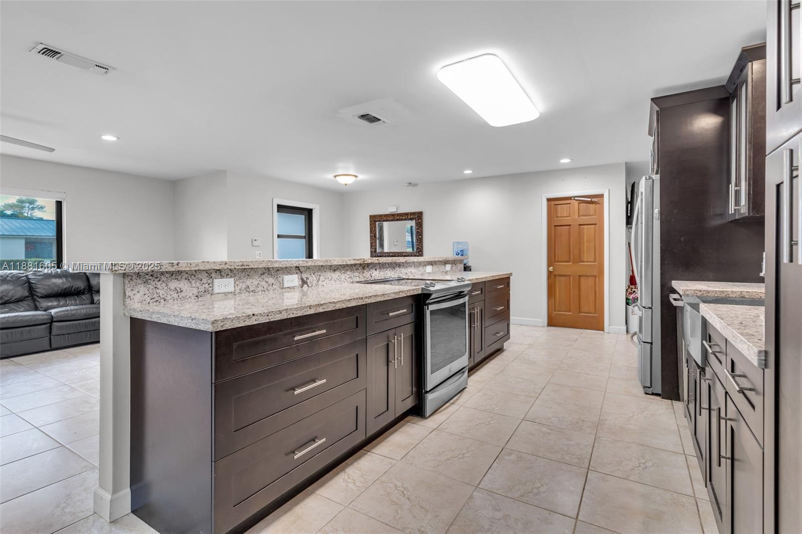 PINE MANOR PART TWO - Residential