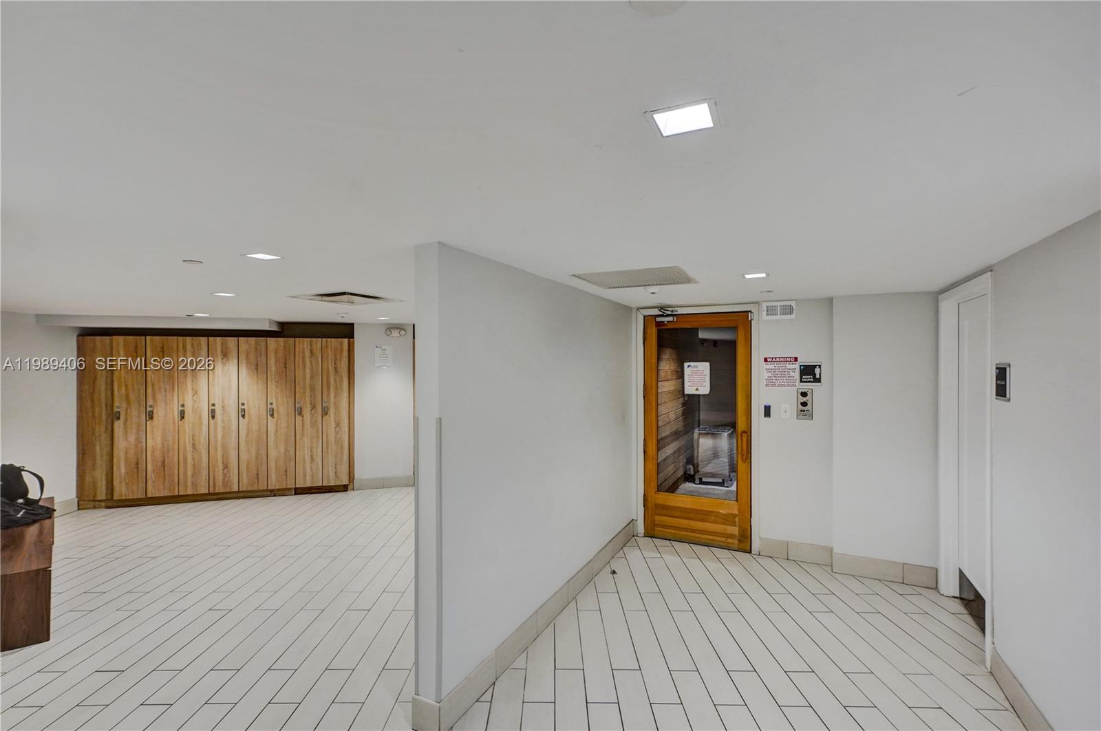 OLYMPUS CONDO PHASE - Residential