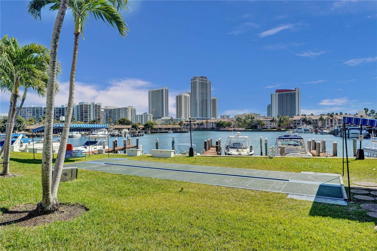 OLYMPUS CONDO PHASE - Residential