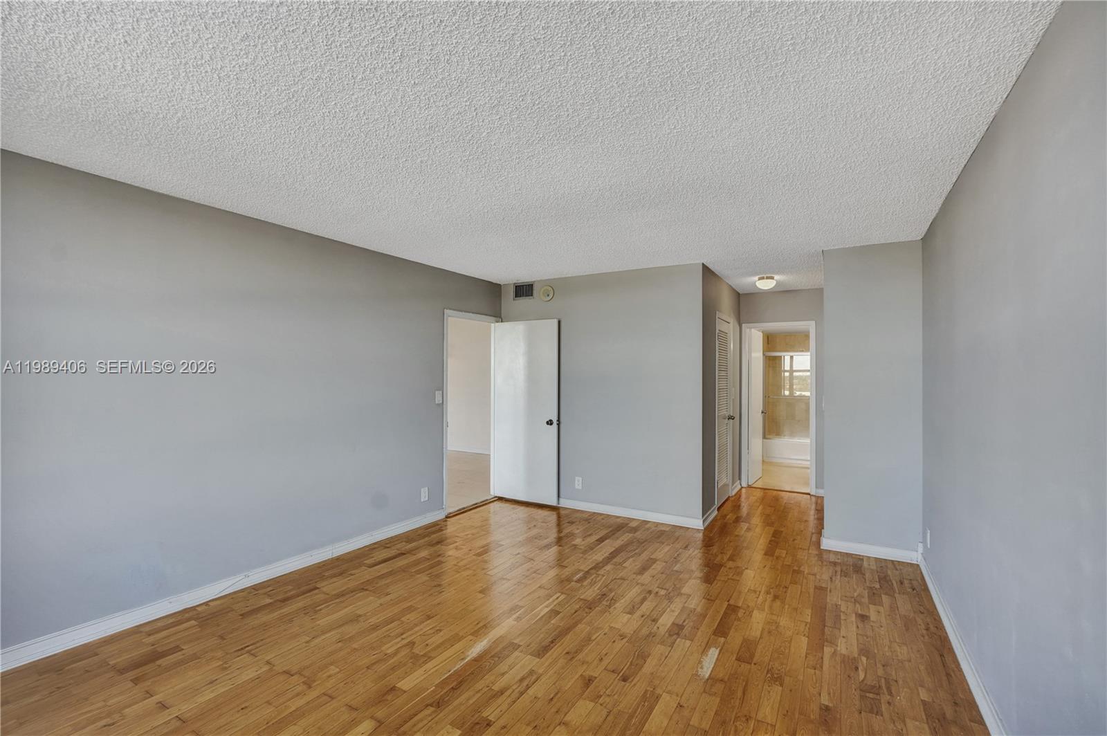 OLYMPUS CONDO PHASE - Residential