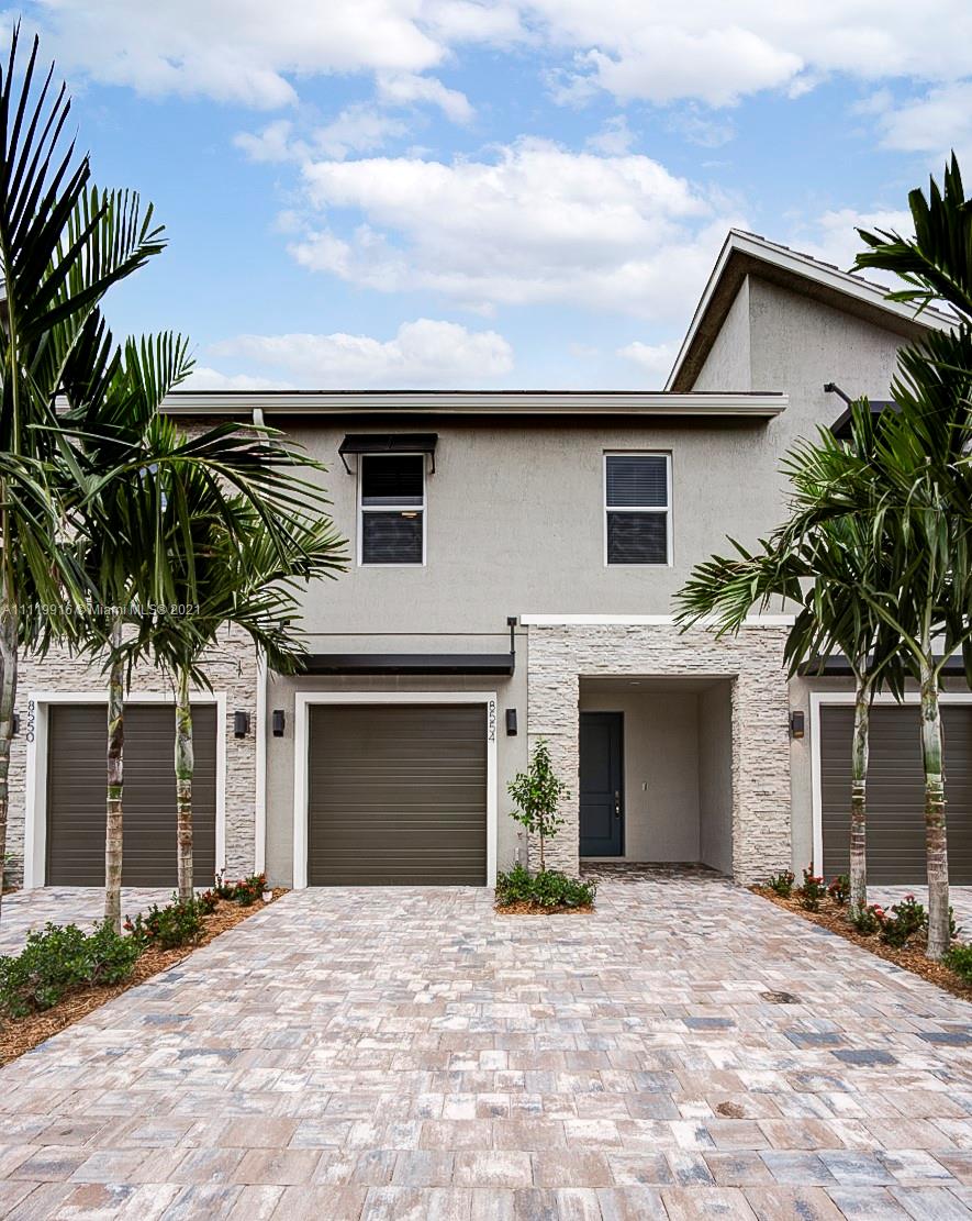 TOWN COMMONS PUD REPLAT - Residential Lease