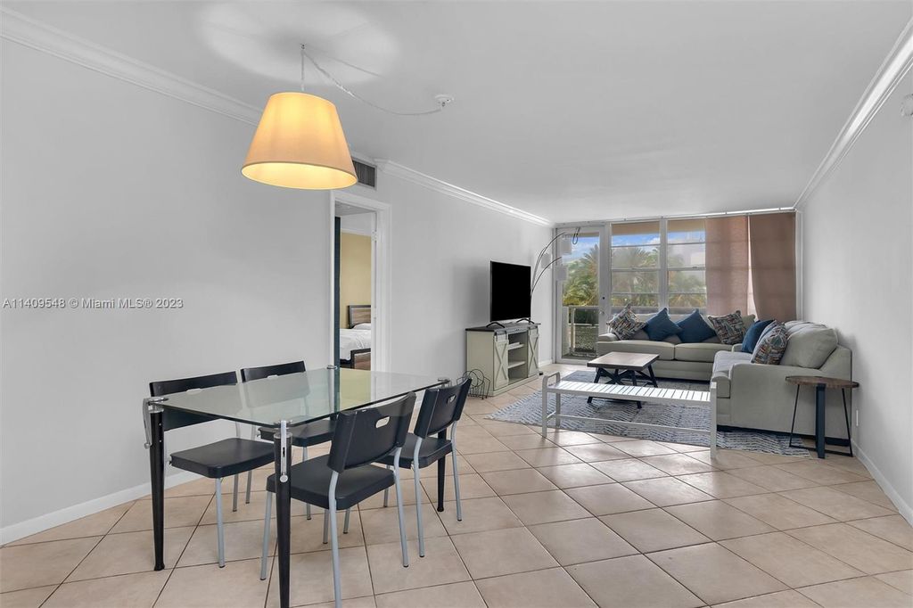 Photo of 3725 S Ocean Dr #319, Hollywood, FL 33019 (MLS # A11409548)