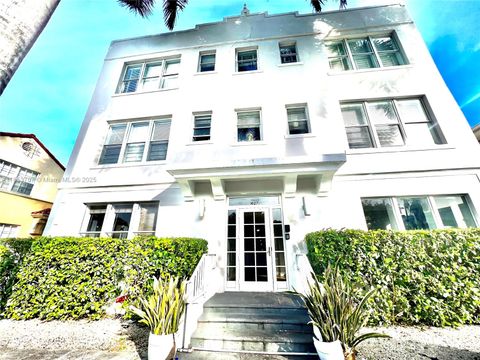 1027 Pennsylvania Ave 303 Miami Beach FL 33139