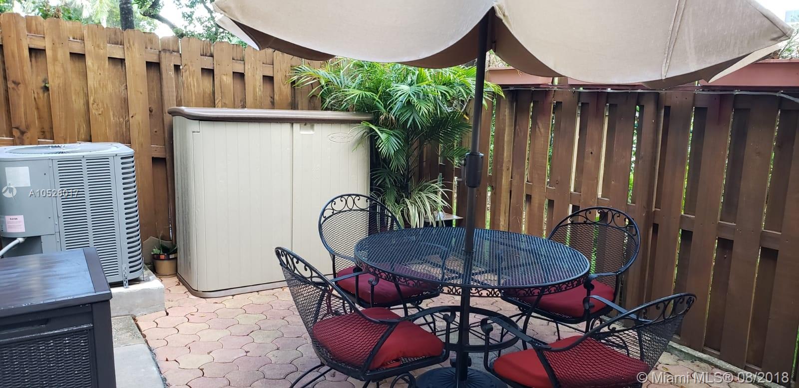 LEEWARD AT ISLANDS AT DOR - Residential