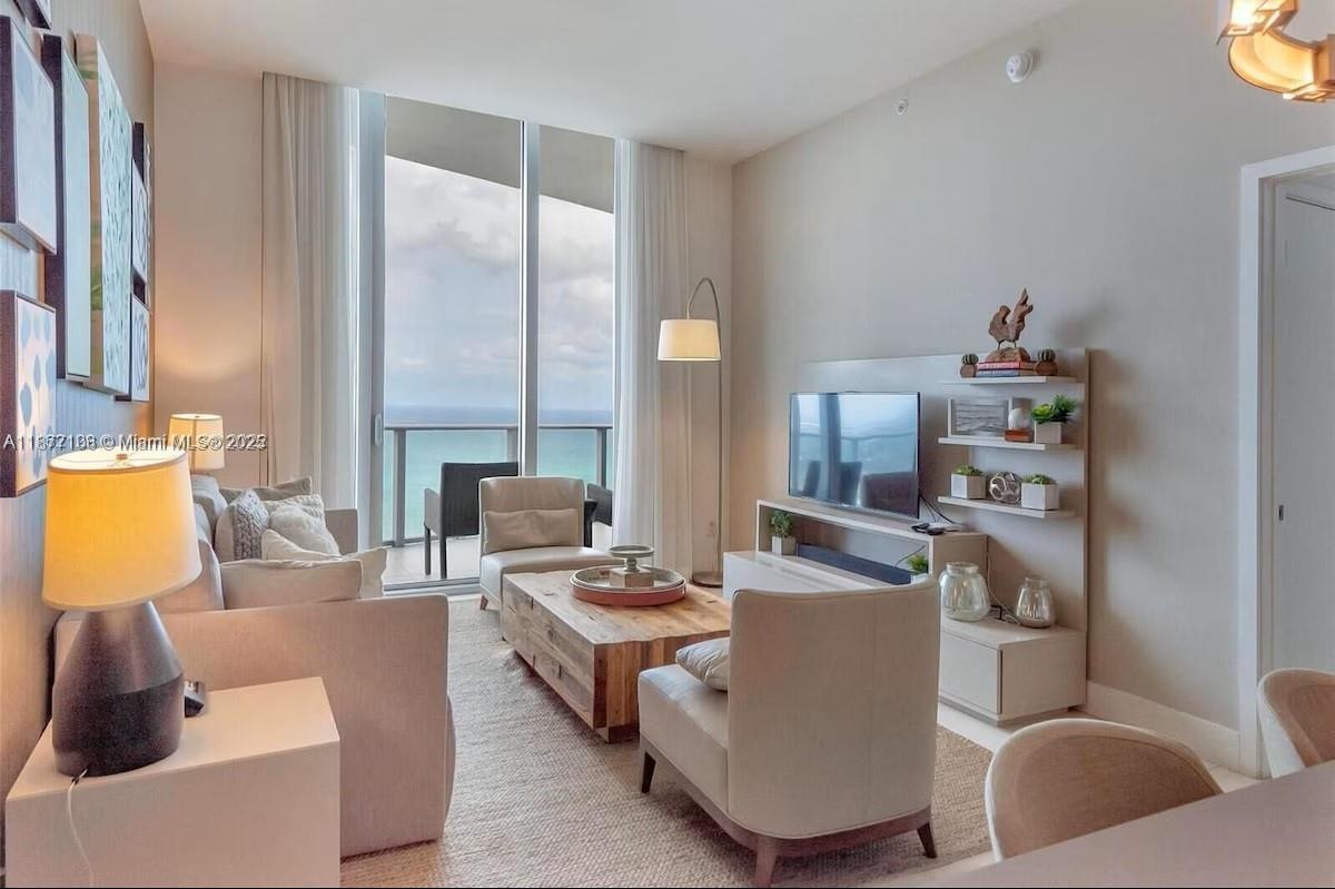 4111 SOUTH OCEAN DRIVE CO - Residential Lease