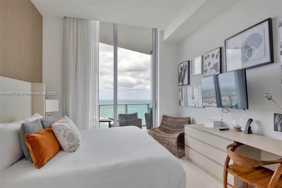 4111 SOUTH OCEAN DRIVE CO - Residential Lease