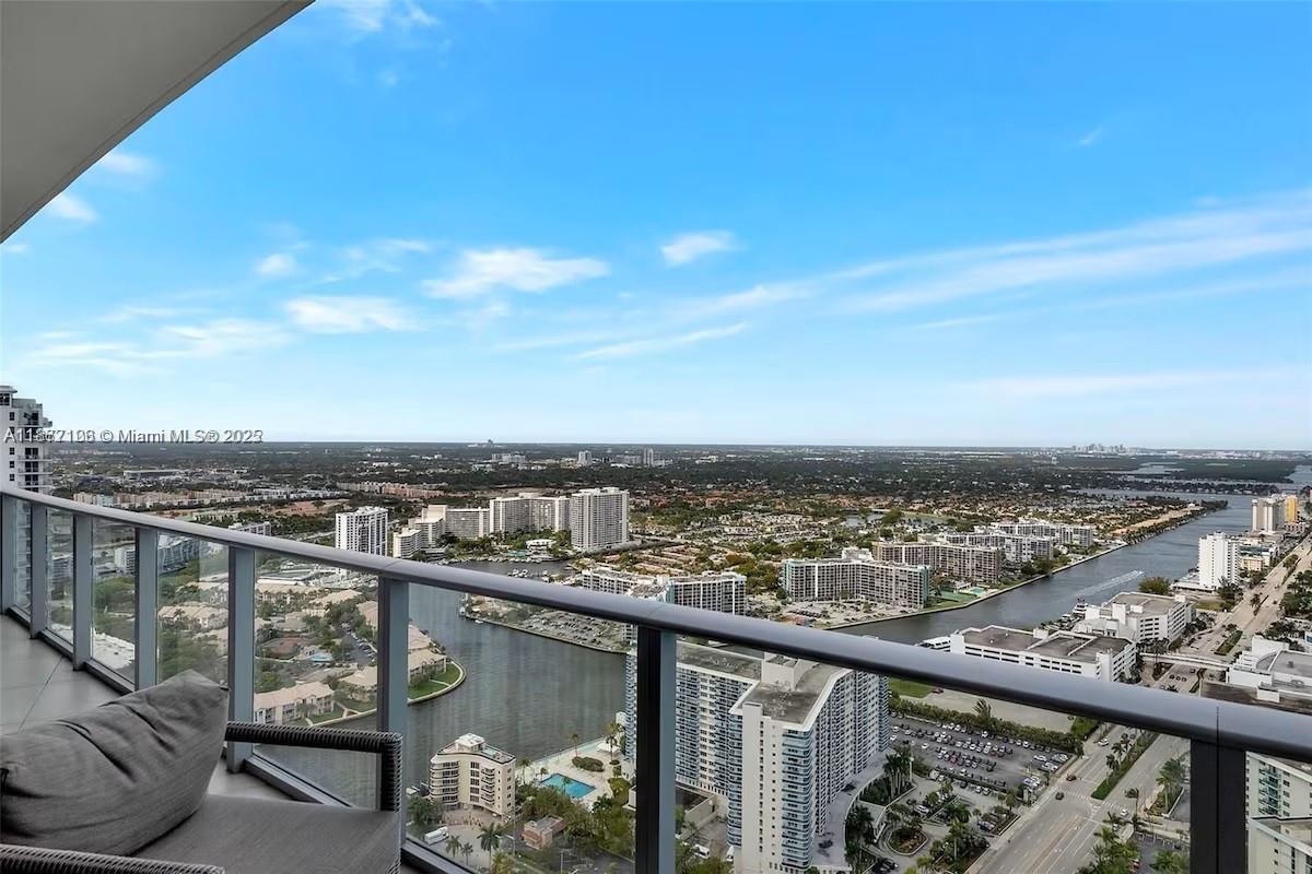 4111 SOUTH OCEAN DRIVE CO - Residential Lease