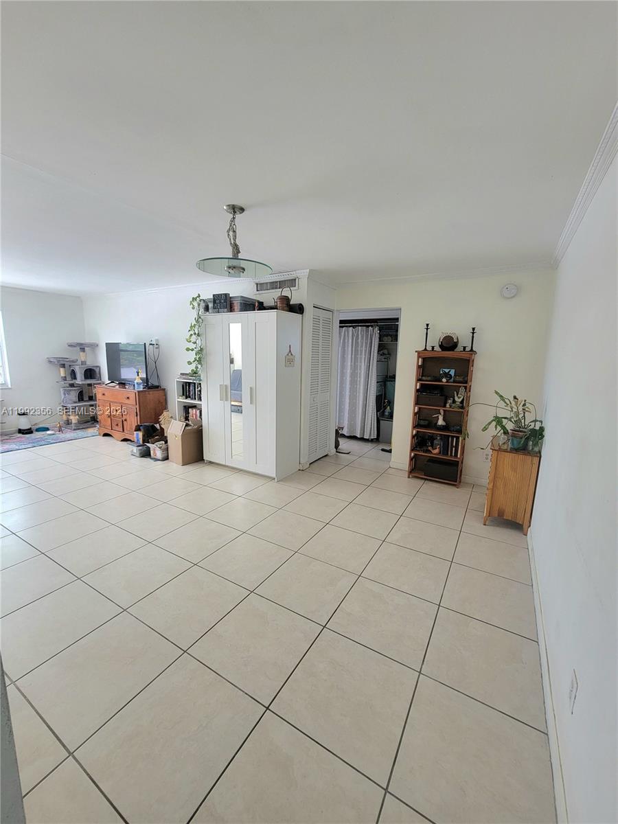 DIXIE GARDENS CONDO - Residential