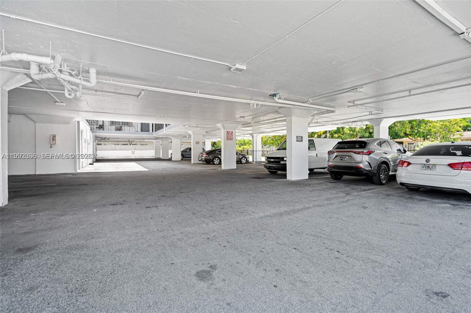 DIXIE GARDENS CONDO - Residential