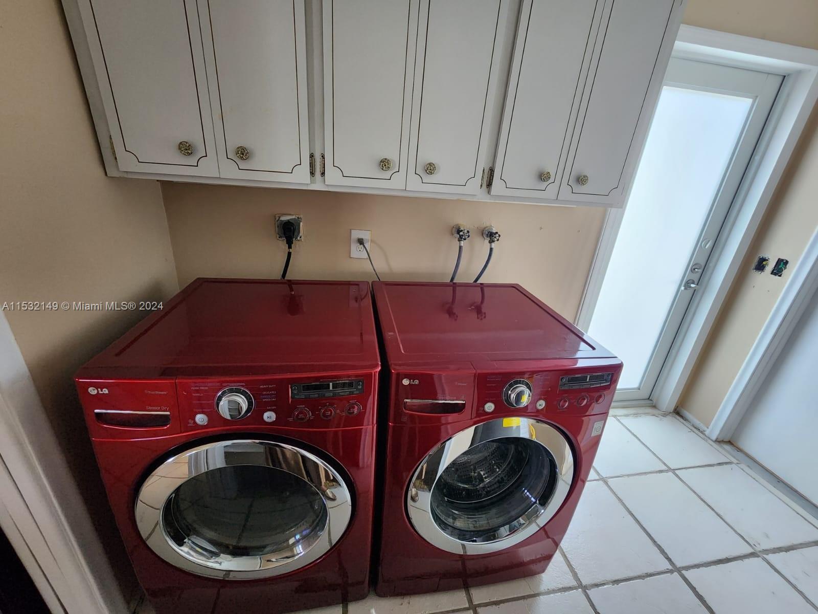 SUNRISE GOLF VILLAGE SEC - Residential