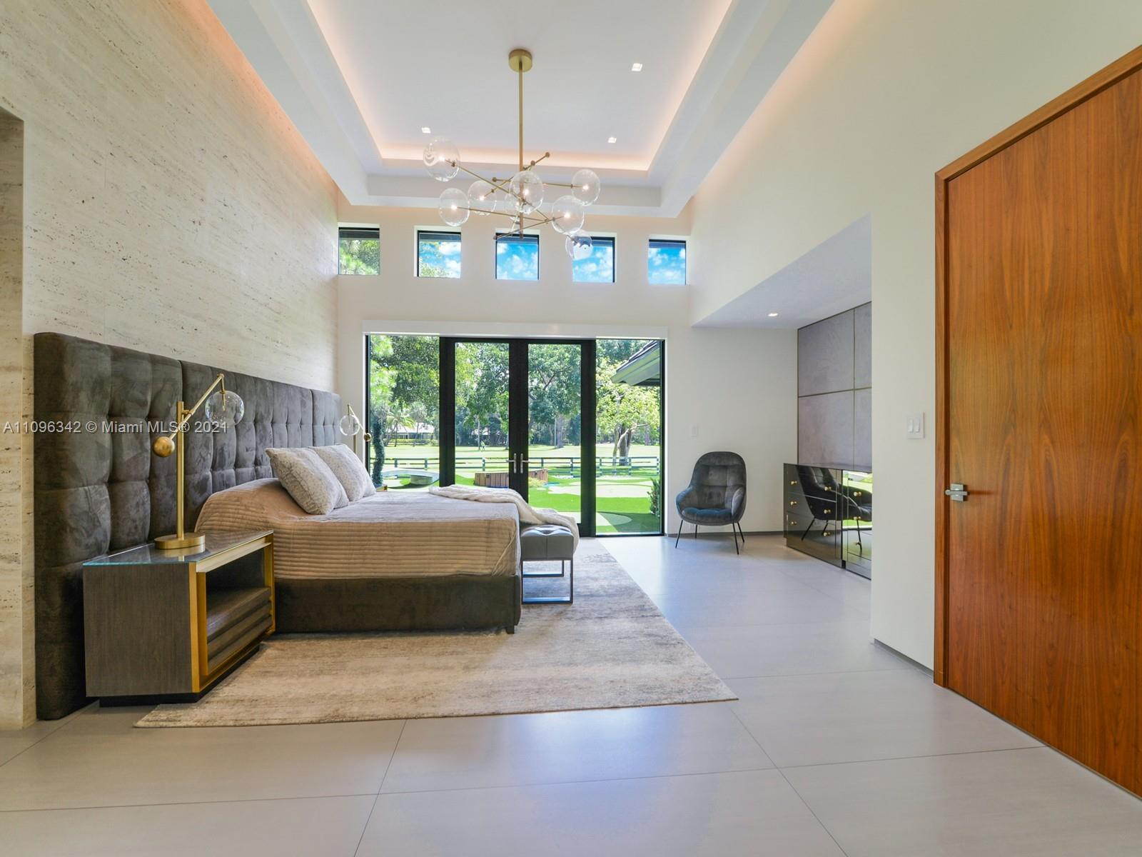 MIAMI LAKES - LOCH LOMOND - Residential