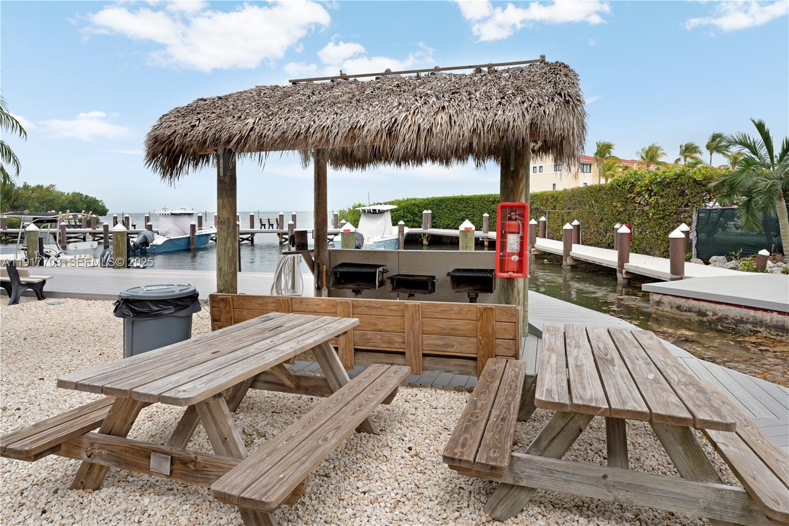 SUMMER SEA - Residential