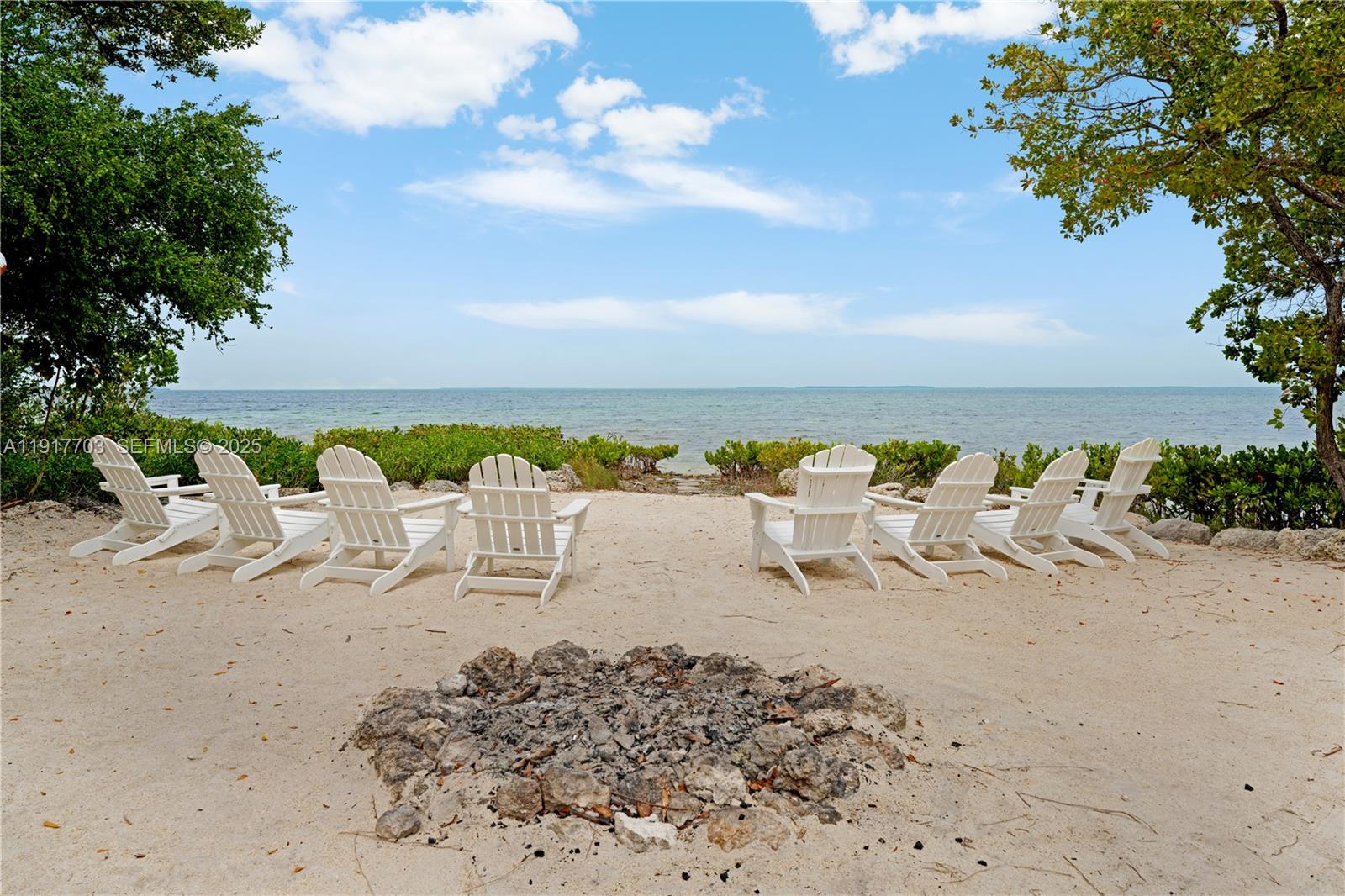 SUMMER SEA - Residential