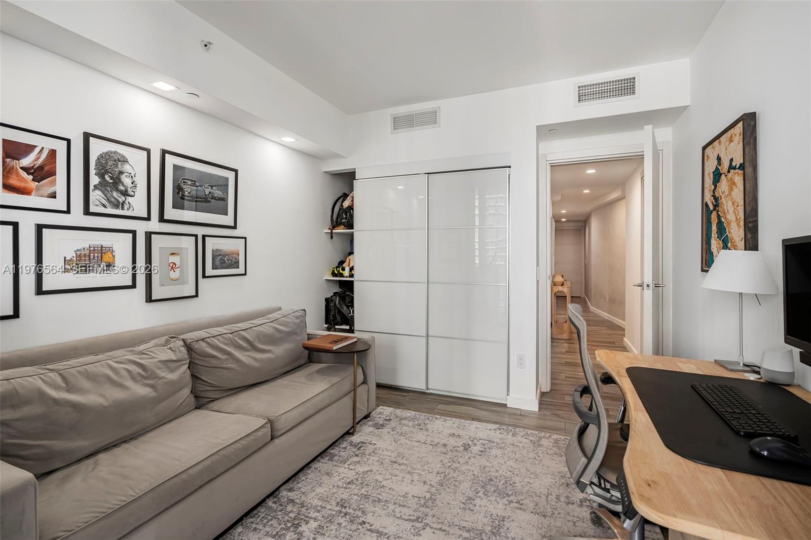 801 SMA RESIDENCES CONDO - Residential