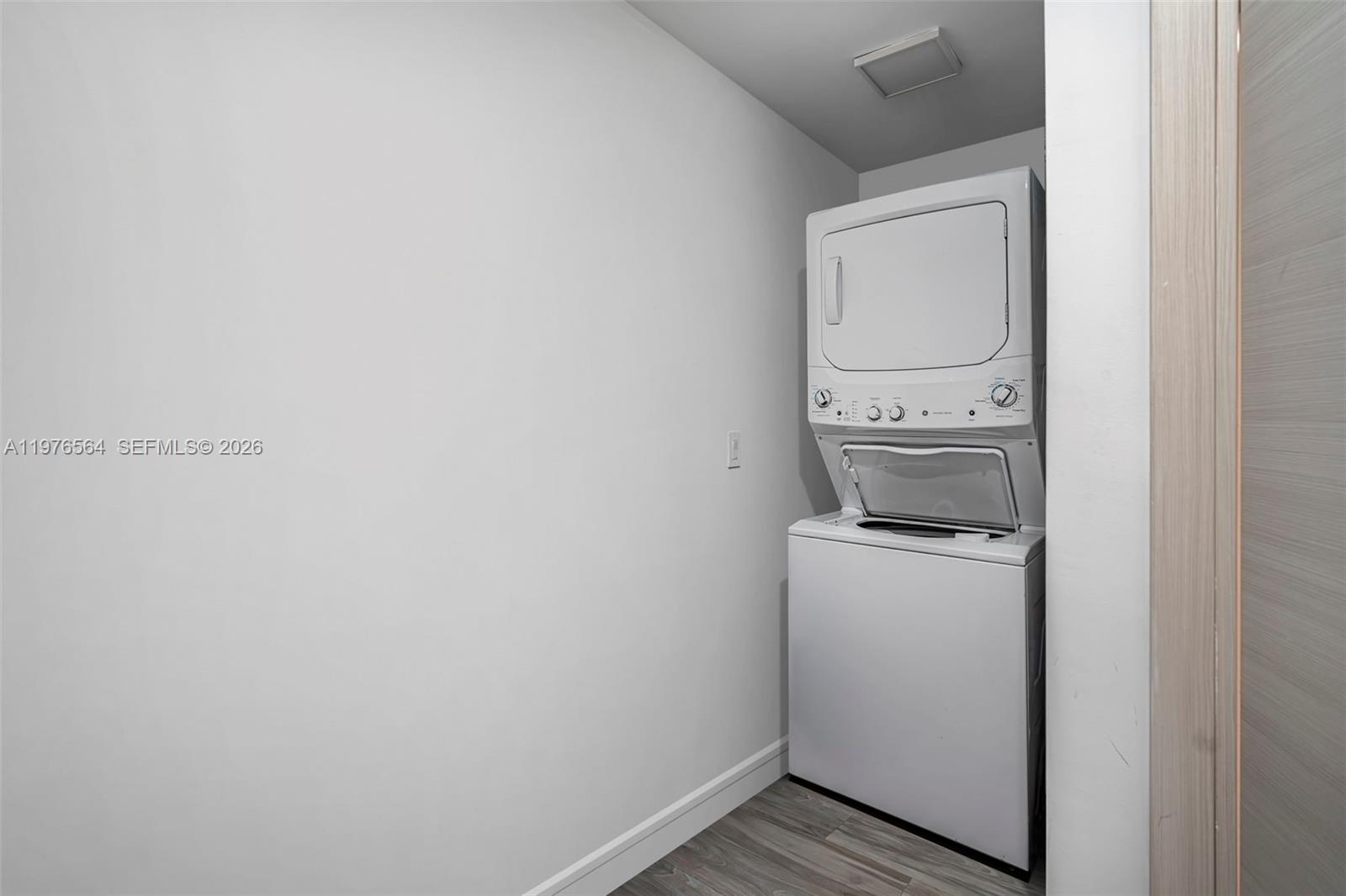 801 SMA RESIDENCES CONDO - Residential