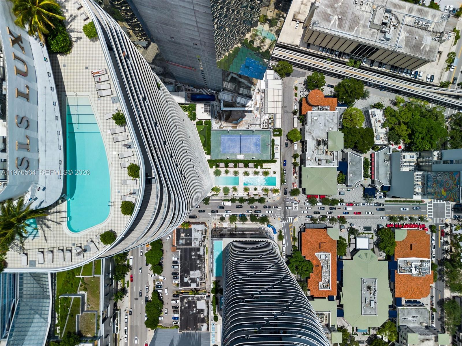 801 SMA RESIDENCES CONDO - Residential