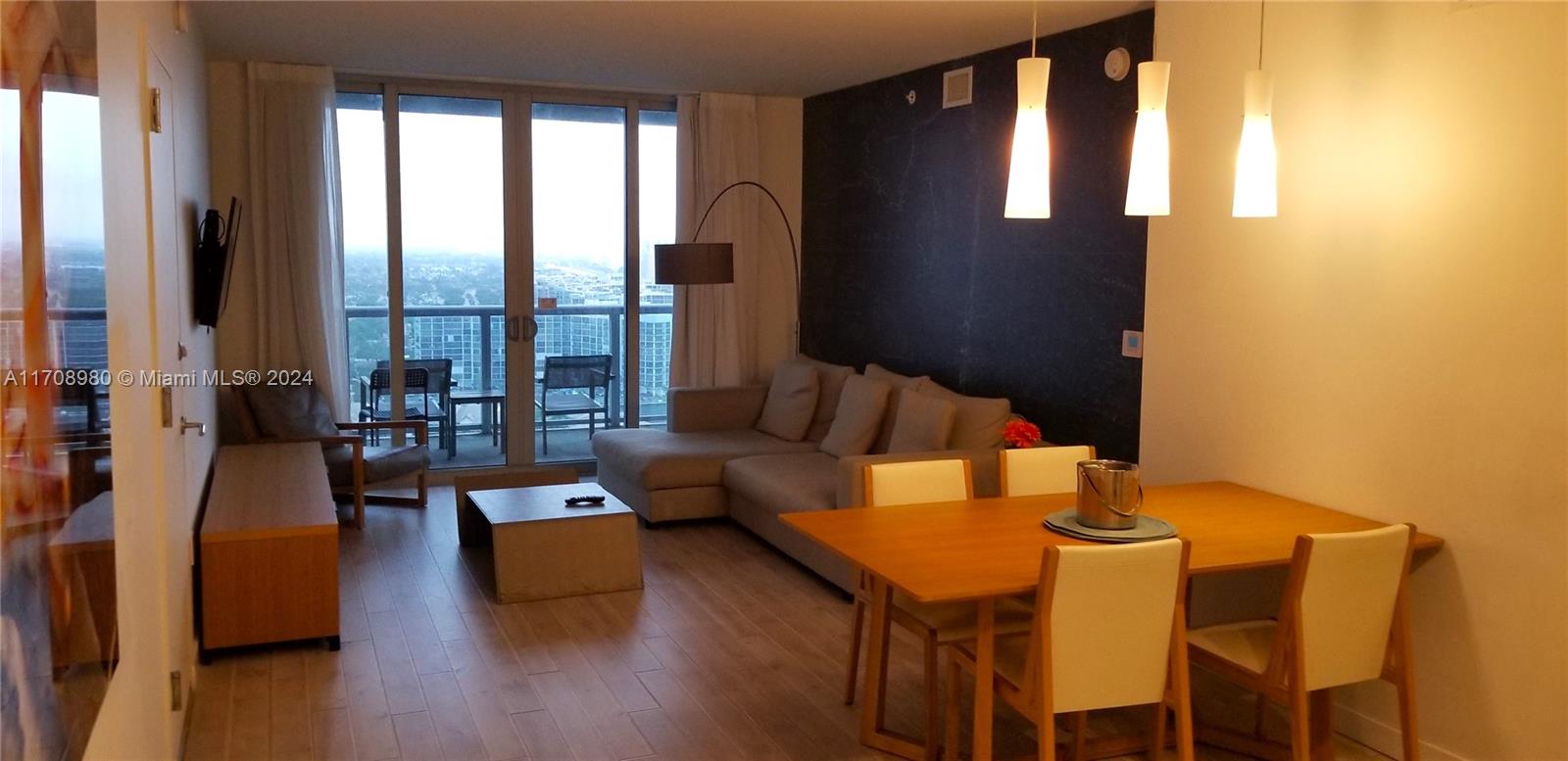 BEACHWALK CONDOMINIUM - Residential