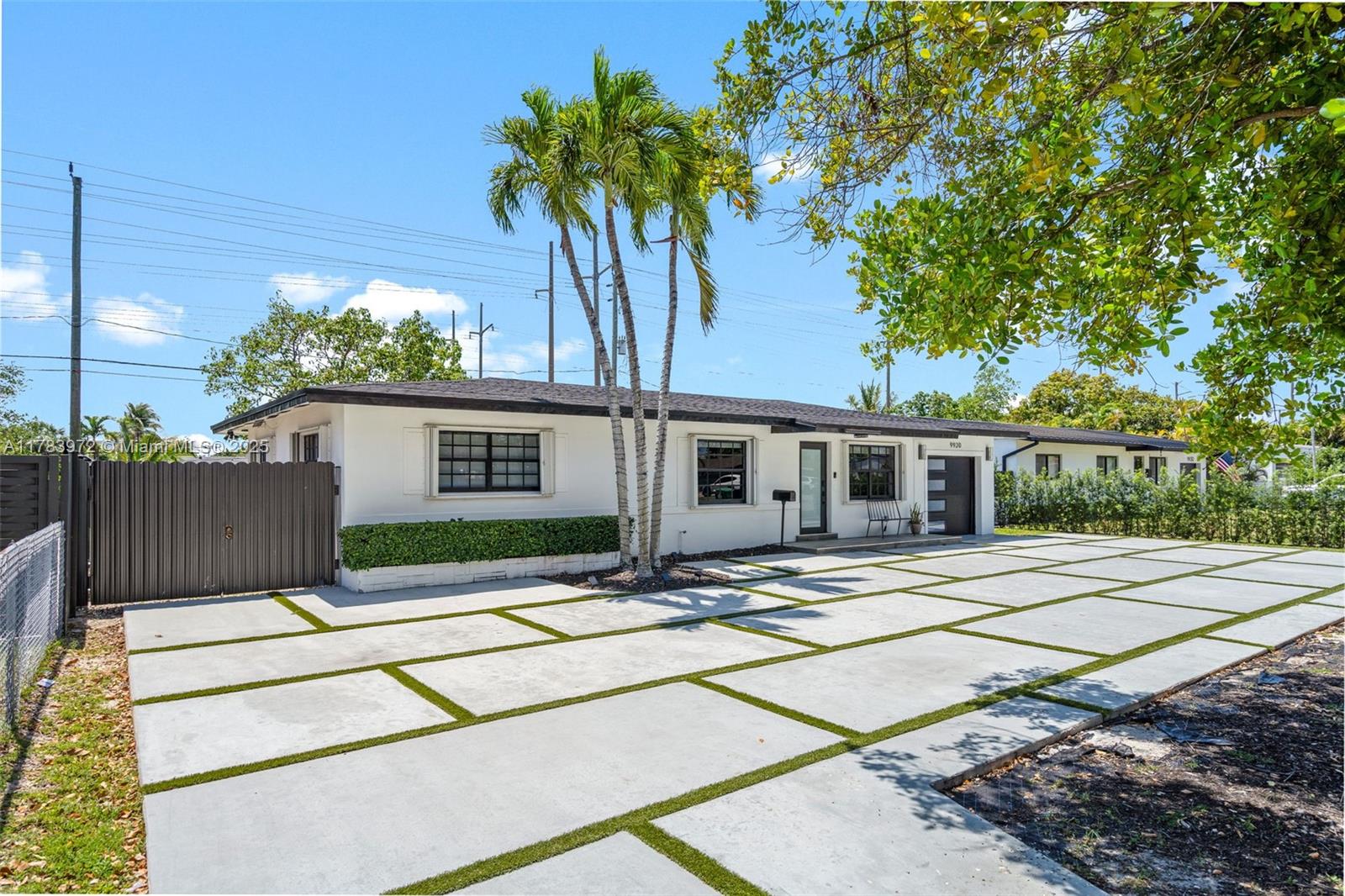9920 SW 35th Ter