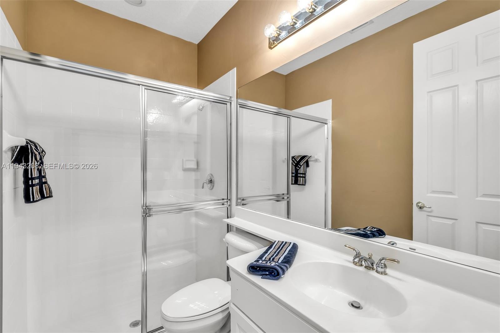 ISLES AT WELLINGTON 2 - Residential