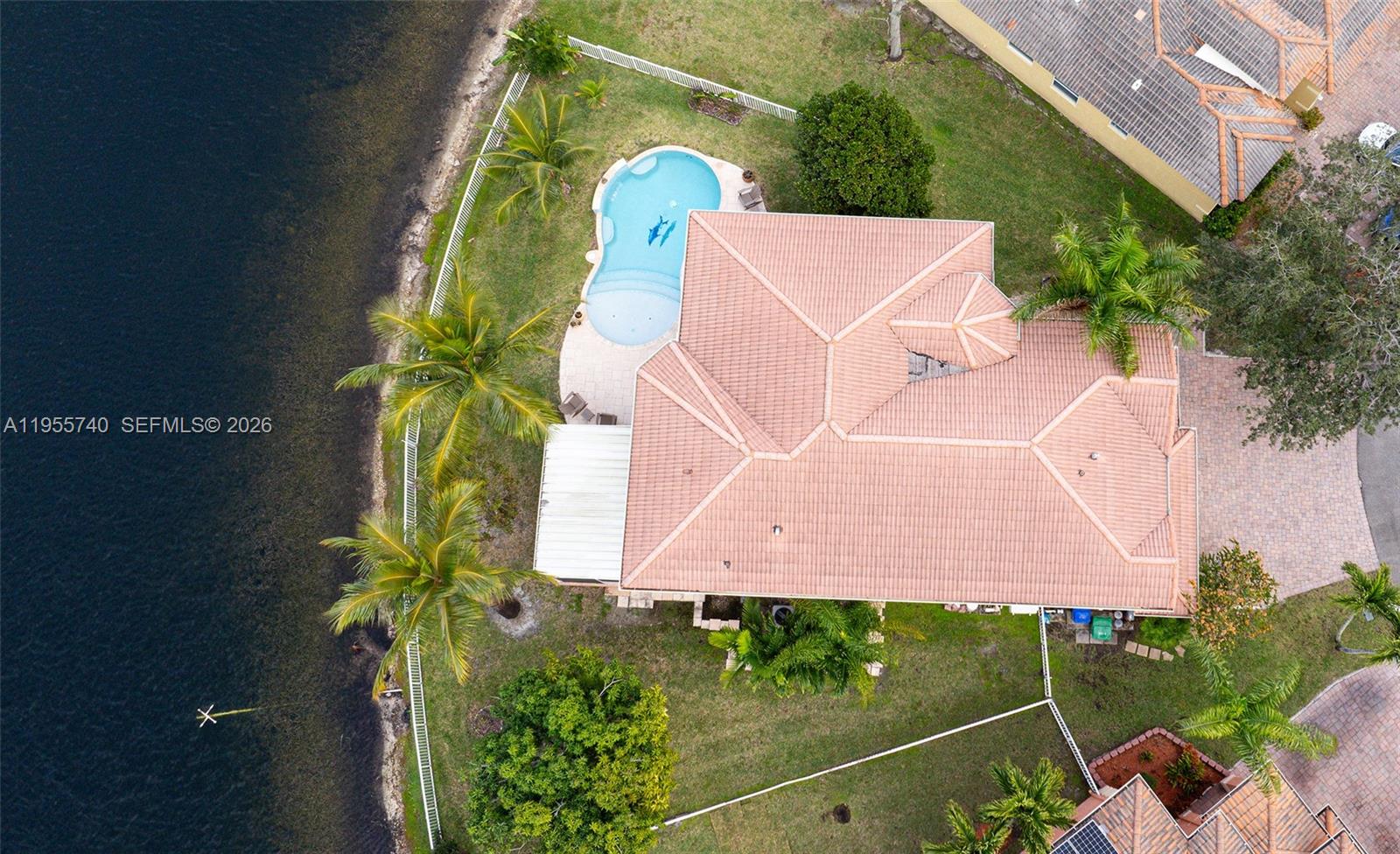 POD 10 AT MONARCH LAKES - Residential